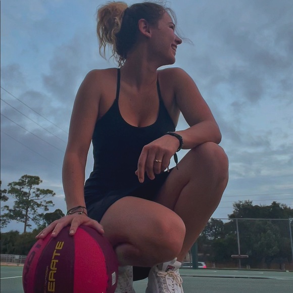 ๐Welcome To My Closet๐ - Picture 7 of 14